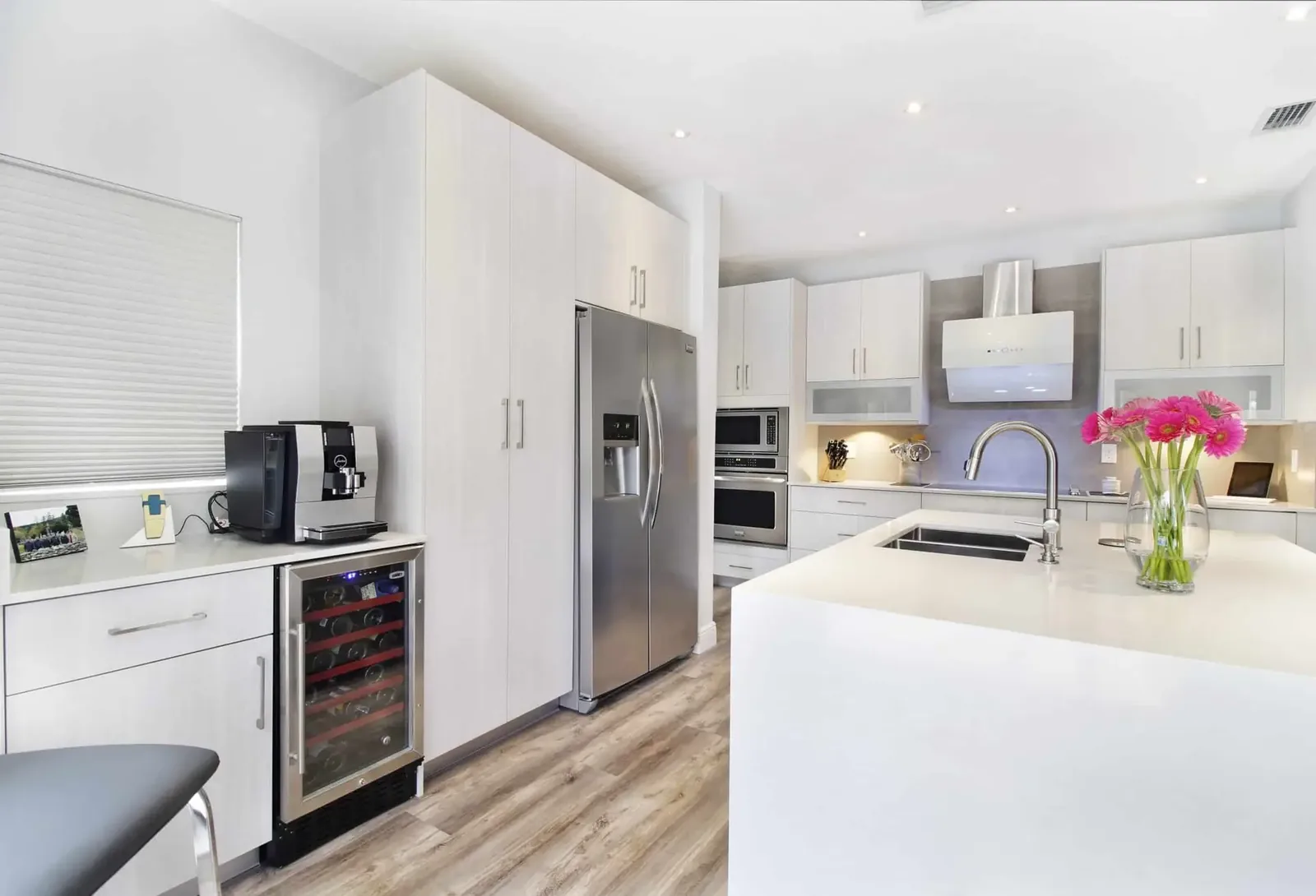 Should I Hire a Professional for My Kitchen Remodel?